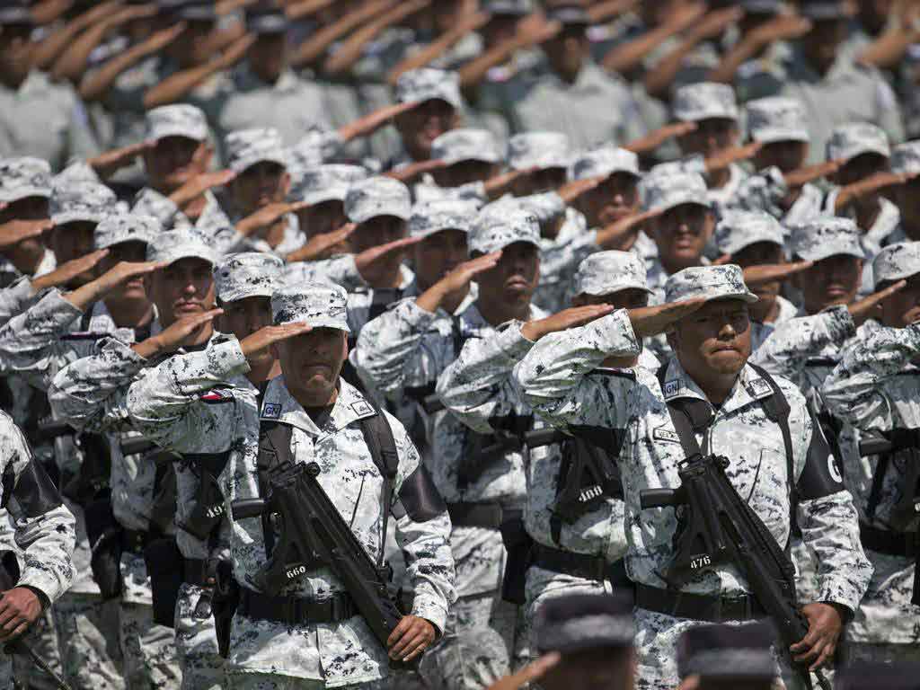 La guardia nacional buscará la pacificación de México con balazos no abrazos.