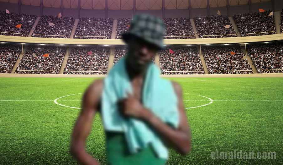 El negro de WhatsApp irrumpió en la cancha del estadio Cuauhtémoc.