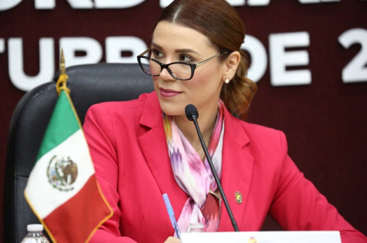 Marina del Pilar en su primer día como presidente municipal de Mexicali.