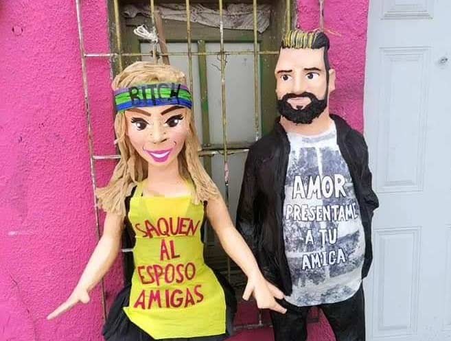 Las piñatas de Karla Panini y Américo Garza, hechas por piñatería Ramírez.