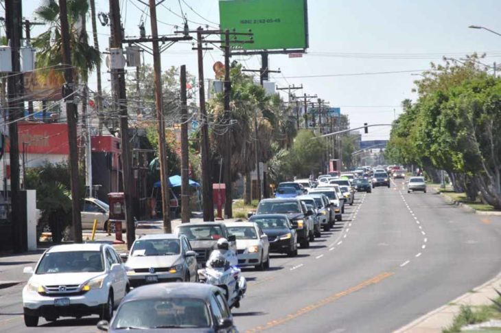 Caravana anti-AMLO en Mexicali. Foto: Rosela Rosillo.