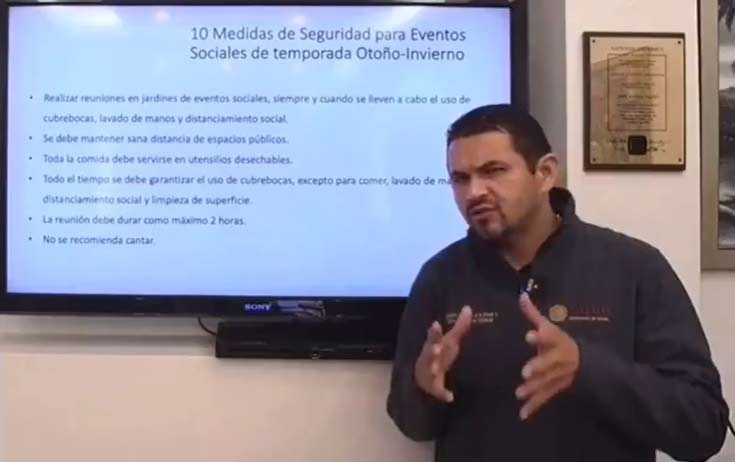 El doctor Pérez Rico exponiendo las recomendaciones.
