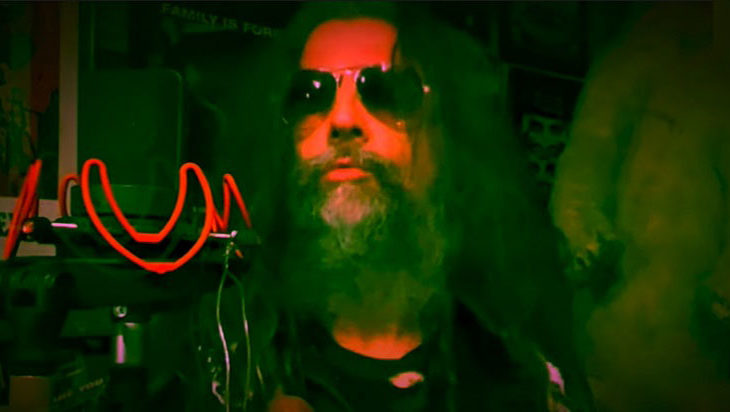 Captura de pantalla del video clip de Rob Zombie.