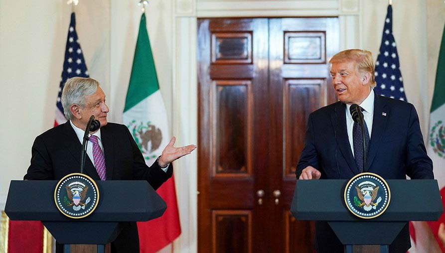 Un pareja de idiotas: AMLO y Trump.