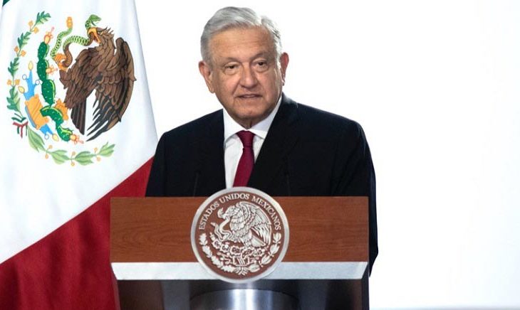 AMLO dando su tercer informe. Foto: Expansión.