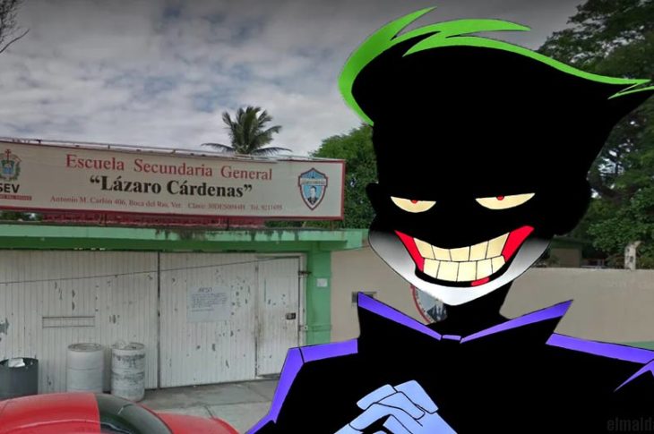 Puberto se disfraza de Joker en su secundaria y ataca a un maestro.