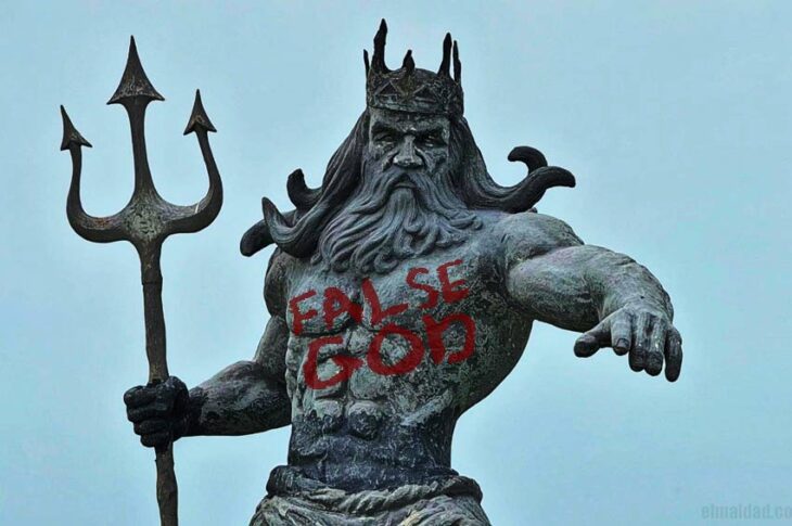 Meme de la estatua de Poseidón.