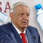 AMLO hablando sobre que le aventaron una botella de agua.