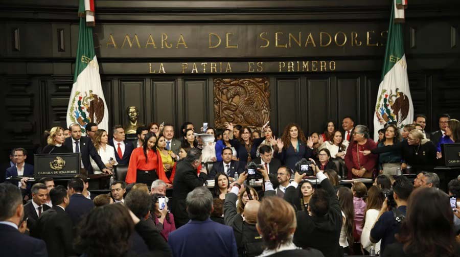 Senado anunciando la aprobación de la reforma al poder judicial. Foto: Cuartoscuro.