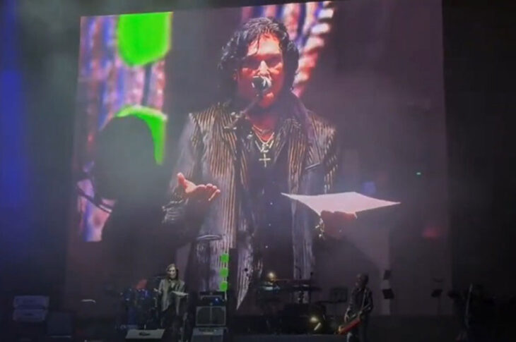 Caifanes en concierto en el palacio de los deportes en la CDMX.