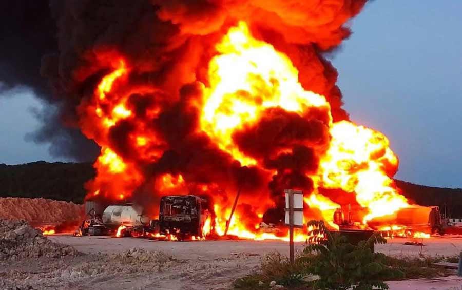 Incendio en el tren maya.