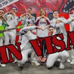 Grupo Firme con Marina del Pilar, gobernadora de Baja California, todos sin visa.