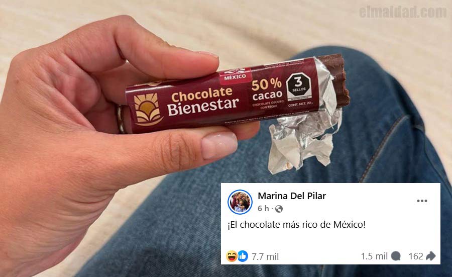 Mano de Marina del Pilar presumiendo lo impresumible.
