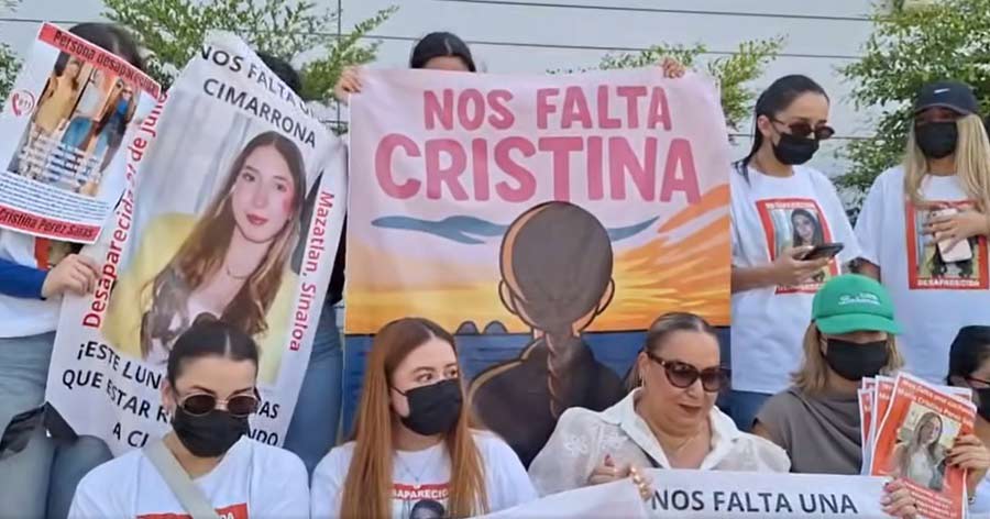 Amigos y familiares se manifestaron a favor de Cristina.