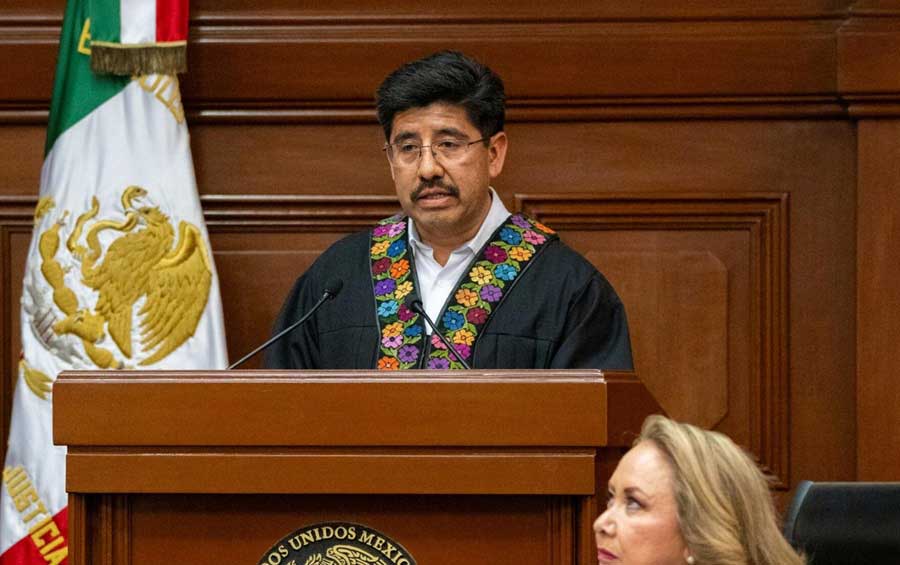 Hugo Aguilar dando su discurso. Foto: Rodrigo González "Eneas".