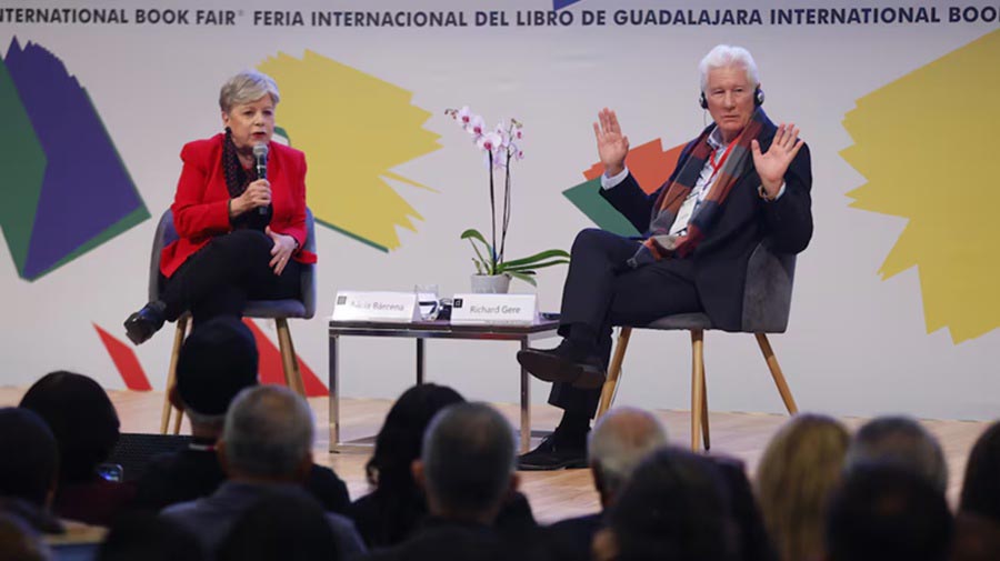 Alicia Bárcena y Richard Gere en la FIL.