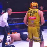 Trejo en la lona, Adame de pie.