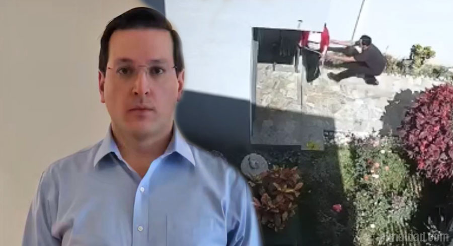 César Damián Retes en su comunicado y la captura de pantalla del incidente.