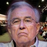 Rubén Rocha Moya fue apoyado por algunos militantes en el congreso nacional de Morena.