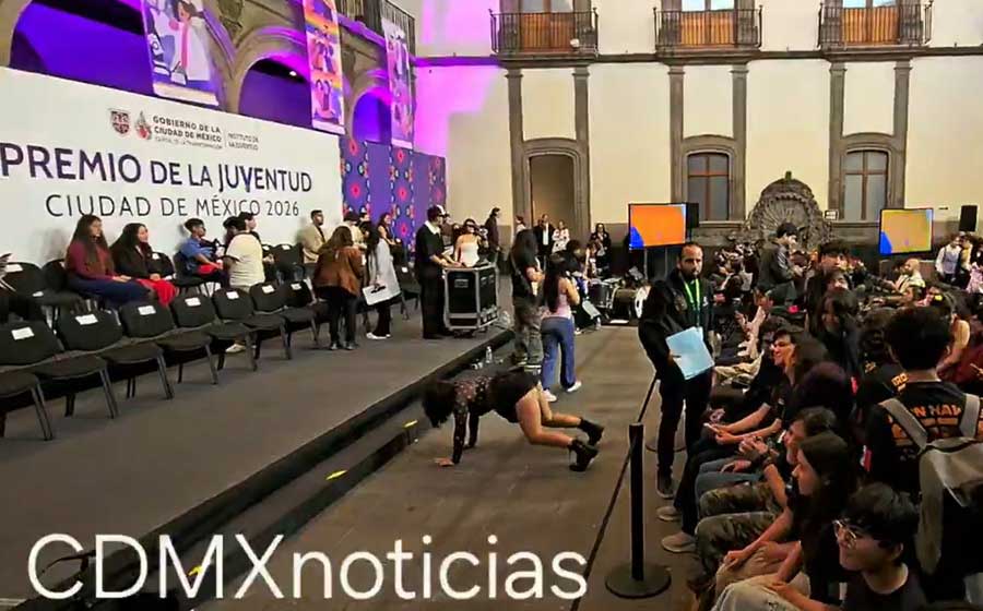 Letra sexista y de apología al consumo de sustancias ilegales en el premio de la juventud.