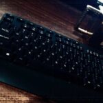 El teclado y taza de Zelda de El Maldad.
