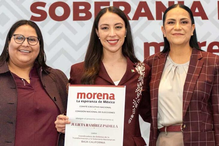 Citlalli Hernández, Julieta Ramírez y Ariadna Montiel.